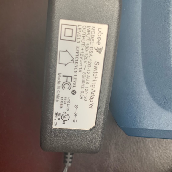 Ubee Cable Modem U10C018.80 - Complete w Cables Power Cord *FC. - Picture 3 of 4